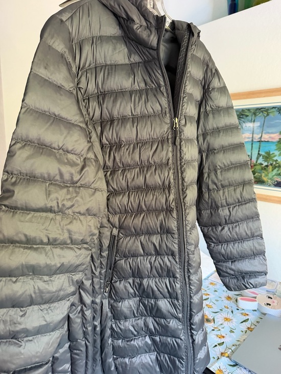 Aventure Jackets & Blazers - Women's Quilted Hooded Puffer Coat - Gray